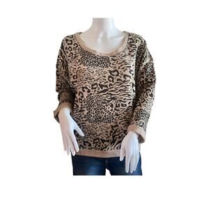 Bongo Woman’s Leopard Long Sleeve Pullover Size XL